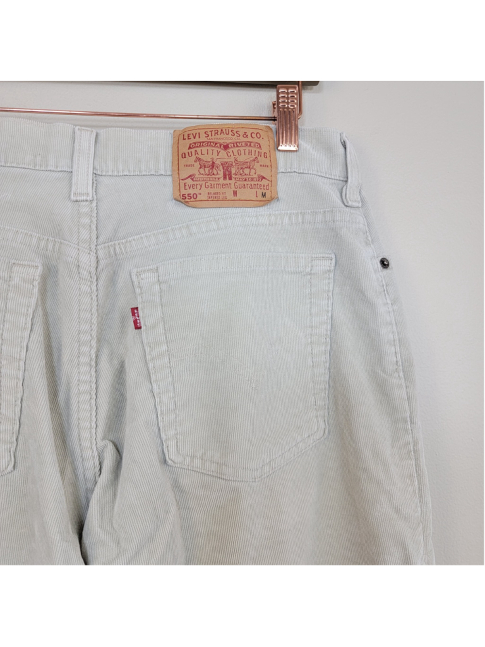 Vintage Levi's 550 Relaxed Fit Tapered Leg Pants Light Khaki Beige Corduroy USA - Picture 9 of 13